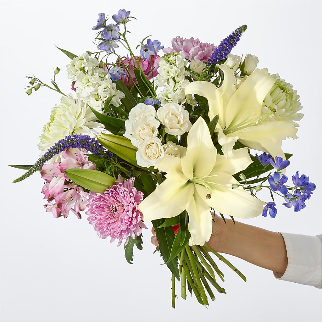 Winter Celebration Bouquet – MERCY'S FLOWERS, Miami FL