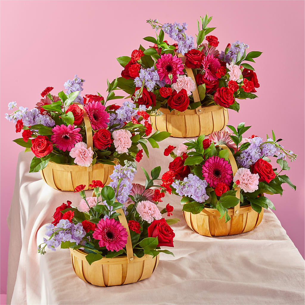 Pink Picnic Basket – MERCY'S FLOWERS, Miami FL