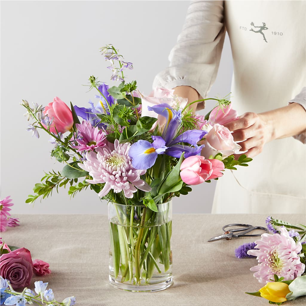 Pastel Tradition - A Florist Original – MERCY'S FLOWERS, Miami FL