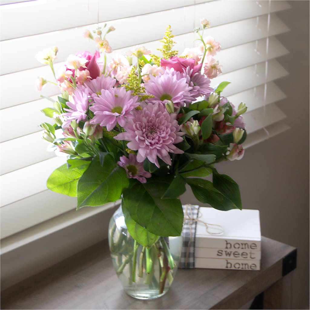 Pastel Tradition - A Florist Original – MERCY'S FLOWERS, Miami FL