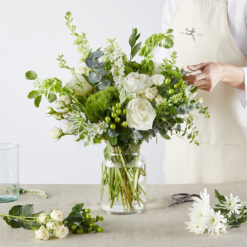 Irish Garden - A Florist Original – MERCY'S FLOWERS, Miami FL