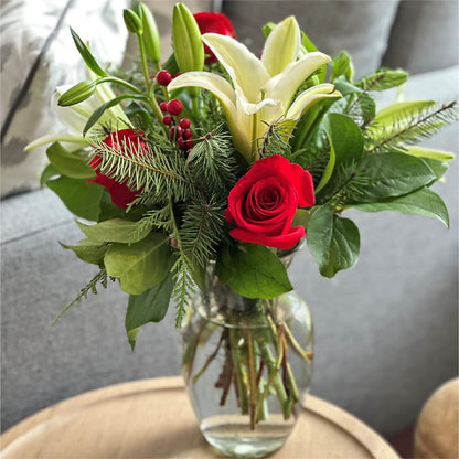 Sparkling Snowflakes Bouquet – MERCY'S FLOWERS, Miami FL