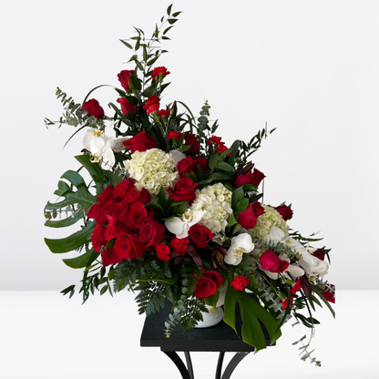 Moon of Elegant Design – MERCY'S FLOWERS, Miami FL