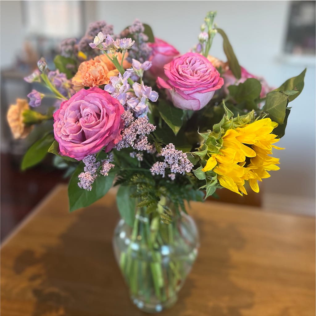 Yellow Brick Road Bouquet – MERCY'S FLOWERS, Miami FL