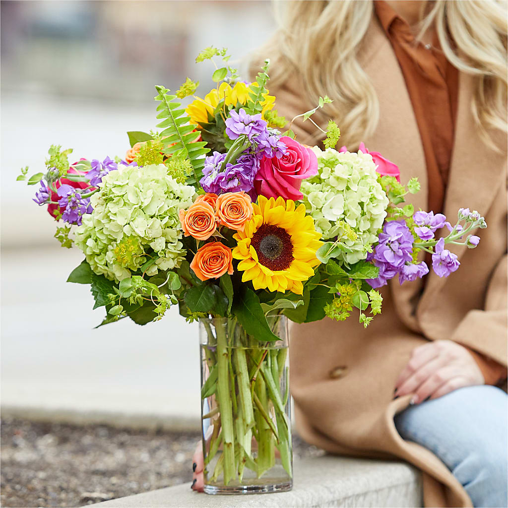 Vibrant Greetings Bouquet – MERCY'S FLOWERS, Miami FL
